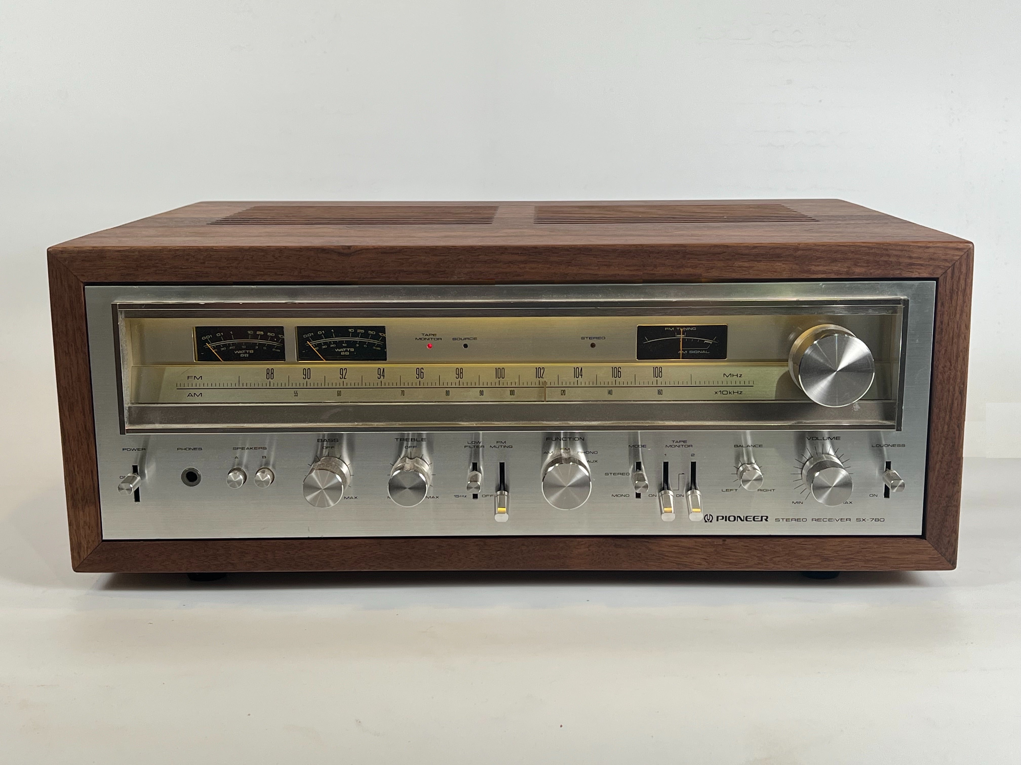 Pioneer SX-780 Receiver Case