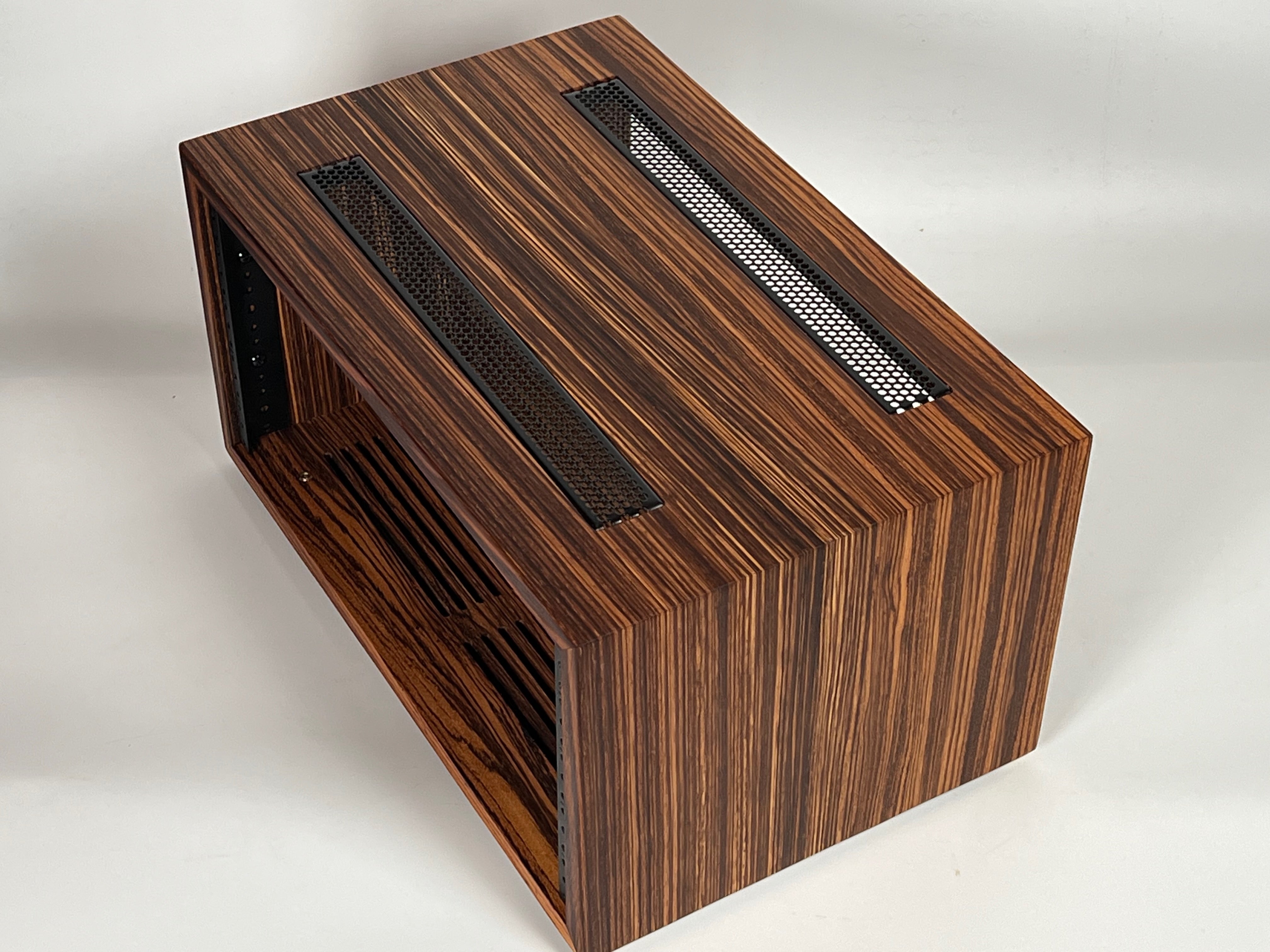 Pioneer RT-707 Reel-to-reel Tape Deck Case (metal vents)