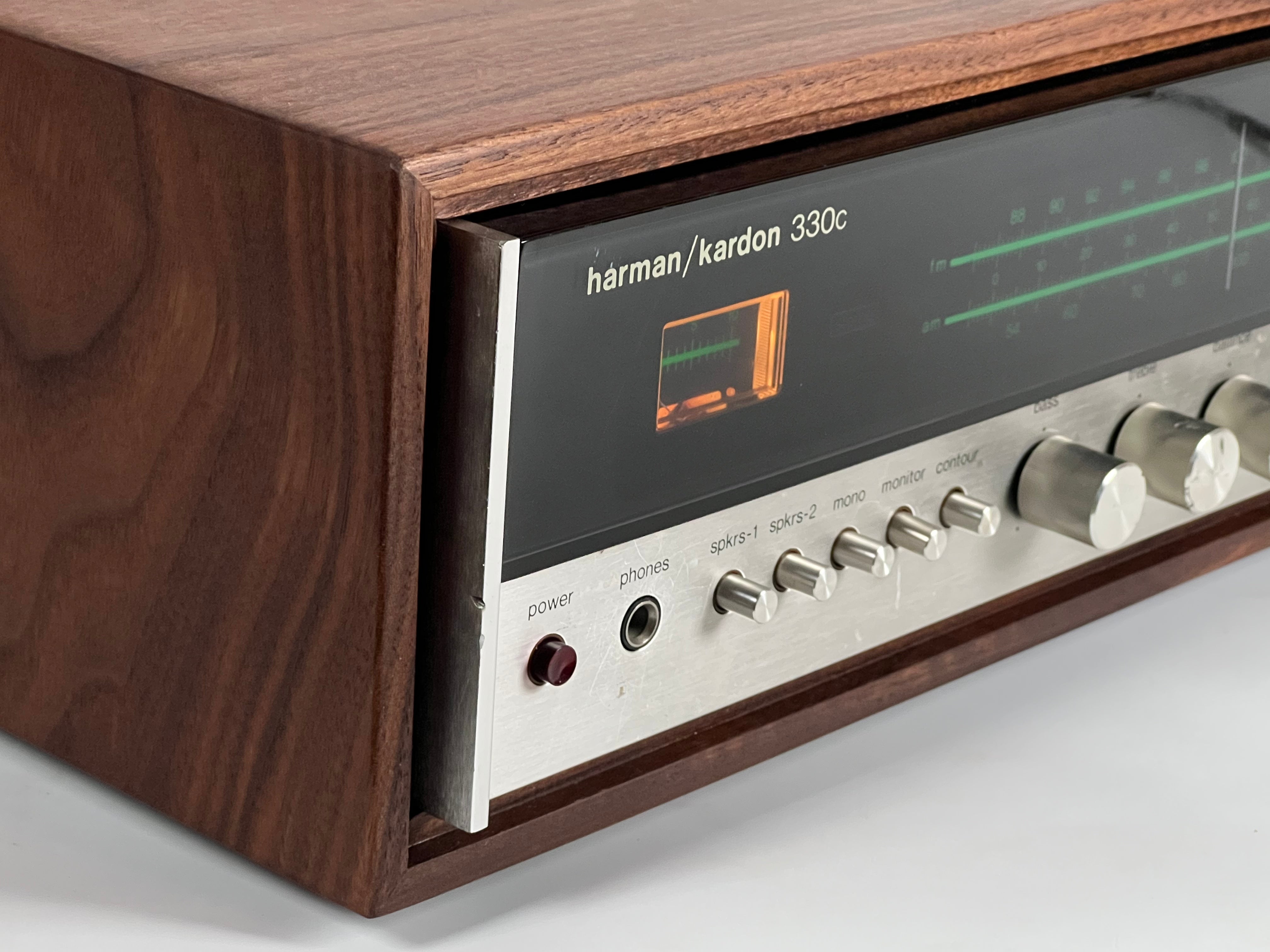 Harman Kardon 330c Receiver