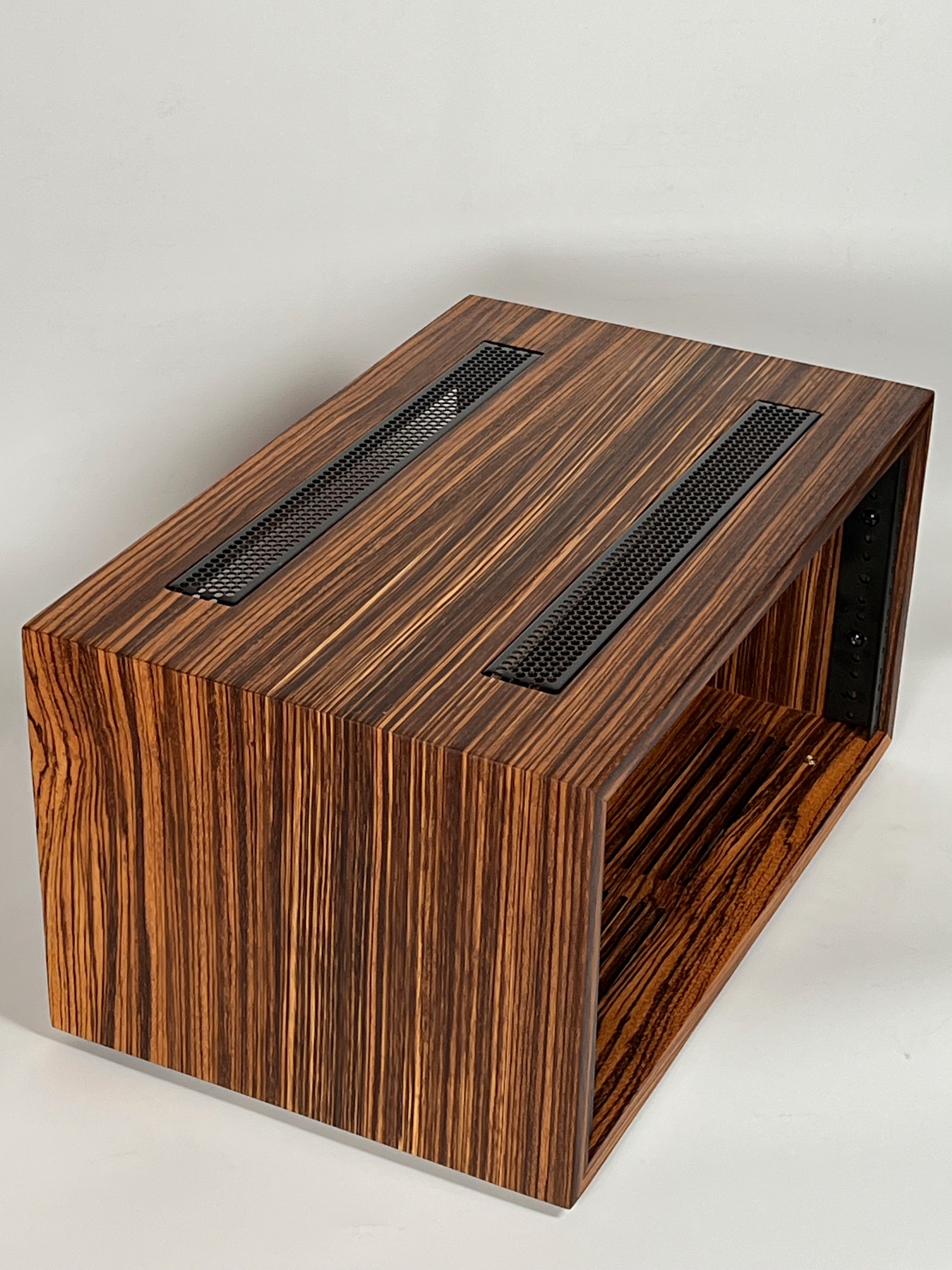 Pioneer RT-707 Reel-to-reel Tape Deck Case (metal vents)