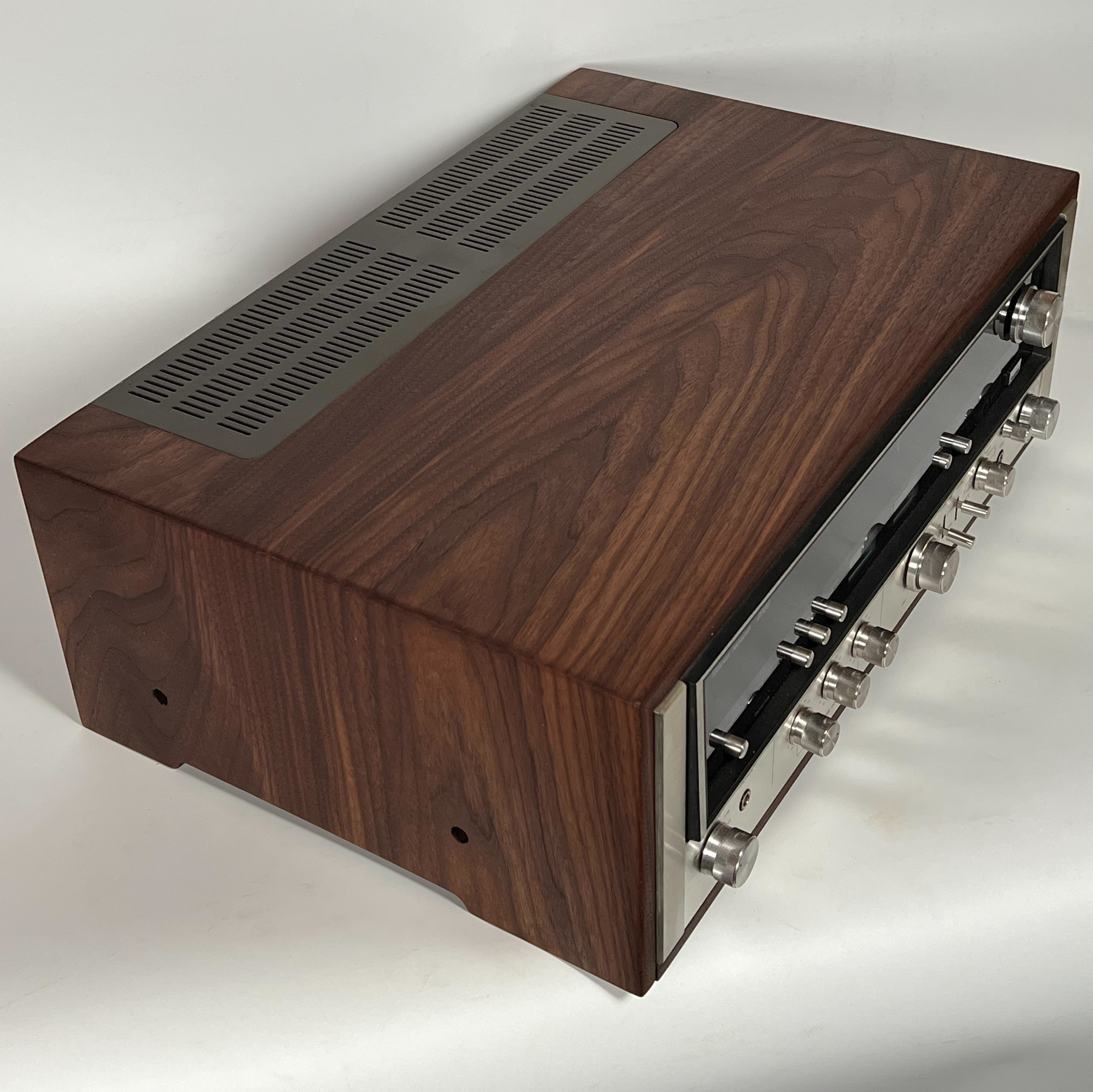 Sansui 8080 / 9090 Receiver Case